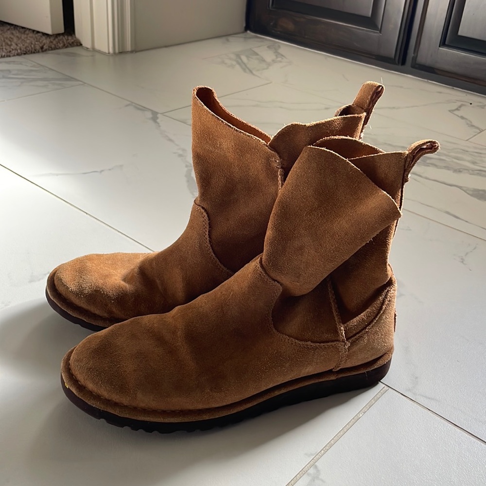 Ugg Slouch Boots - Size 8
